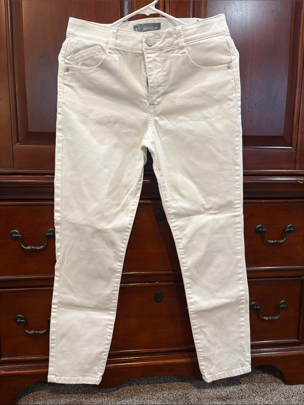 Wit & Wisdom Off-White Skinny Jeans